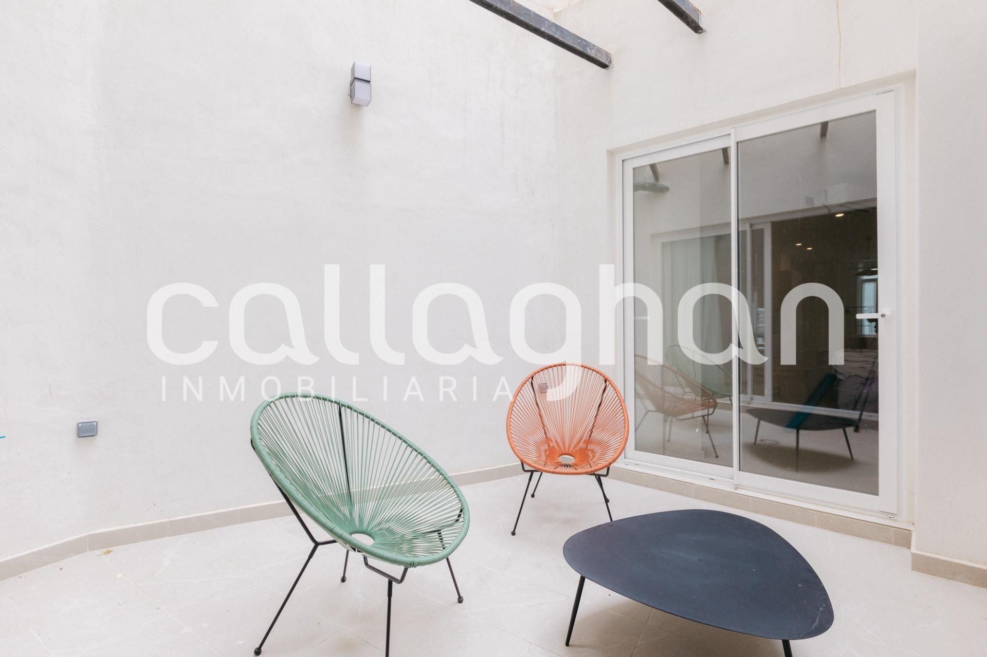 Terrace of Planta baja for sale in  Valencia Capital  with Air Conditioner, Terrace and Furnished