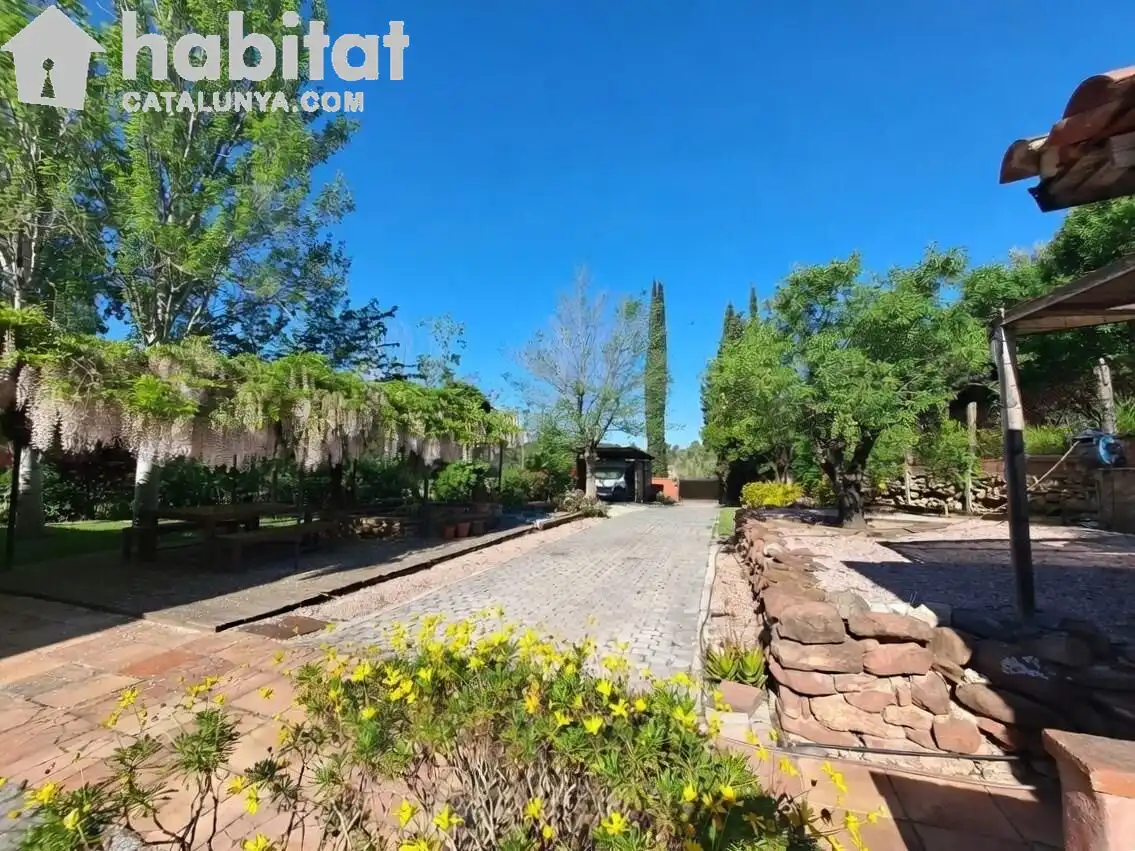 Jardín de Casa o chalet en venta en Sant Esteve Sesrovires con Aire acondicionado, Calefacción y Jardín privado