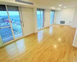 Living room of Flat to rent in Paiporta  with Air Conditioner, Heating and Parquet flooring
