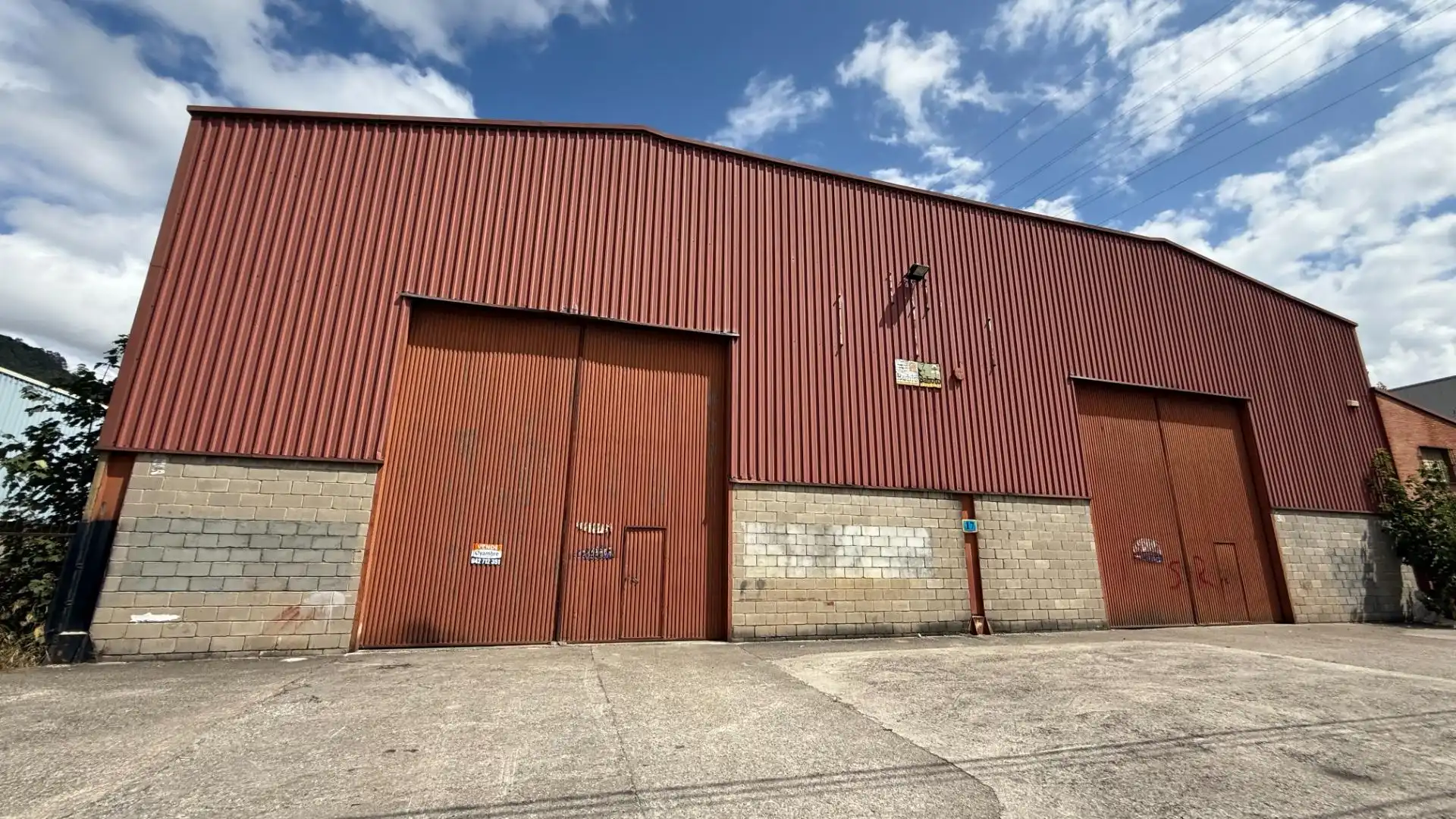 Exterior view of Industrial buildings for sale in Langreo