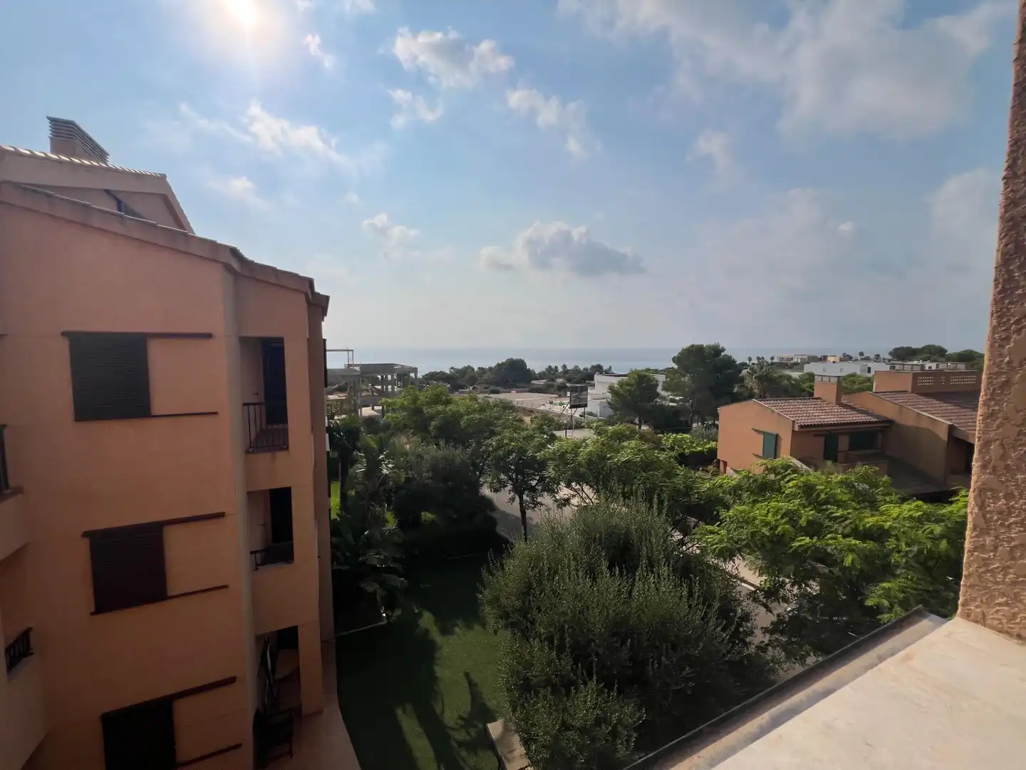 Vista exterior de Àtic en venda en L'Ametlla de Mar  amb Piscina comunitària