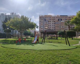 Vista exterior de Pis de lloguer en Alicante / Alacant amb Aire condicionat, Jardí privat i Terrassa