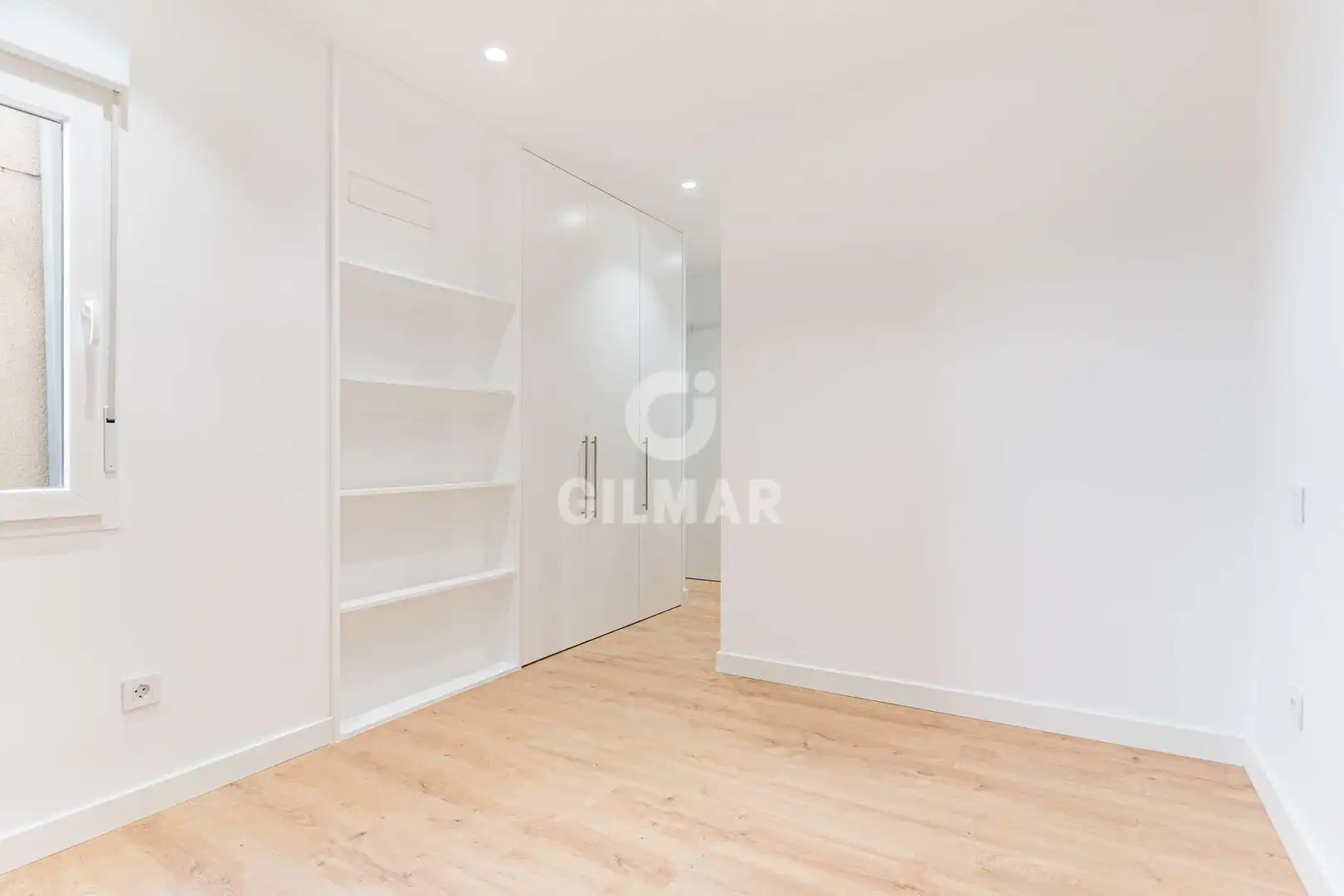 Bedroom of Flat for sale in Madrid  with Heating