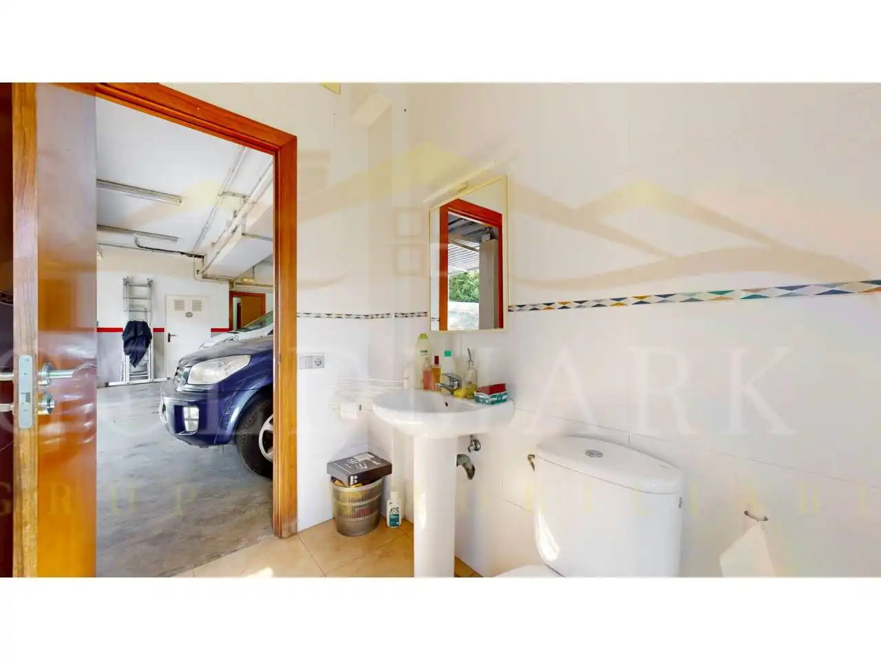 Bany de Casa o xalet en venda en Sabadell amb Aire condicionat, Jardí privat i Terrassa