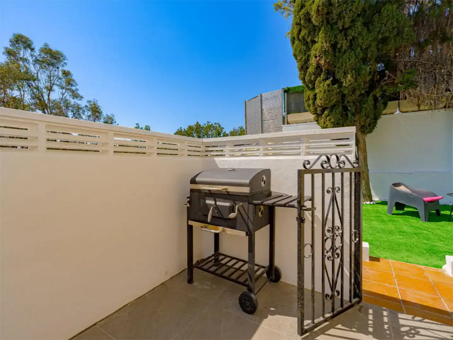 Terrassa de Pis en venda en La Nucia amb Aire condicionat, Jardí privat i Piscina