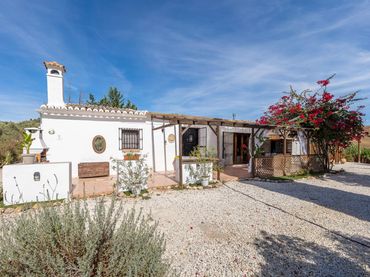 Xalet amb piscina en venda a Almogía