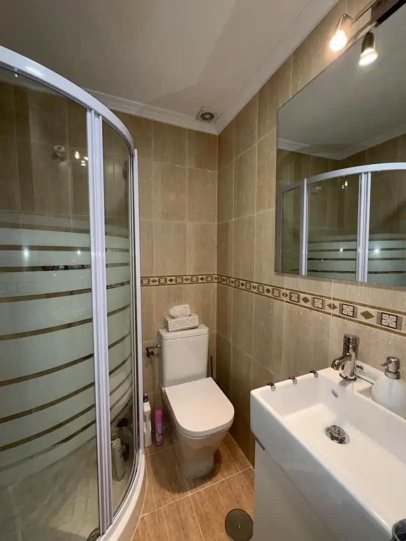 Baño de Piso en venta en Ponferrada con Calefacción, Terraza y Trastero