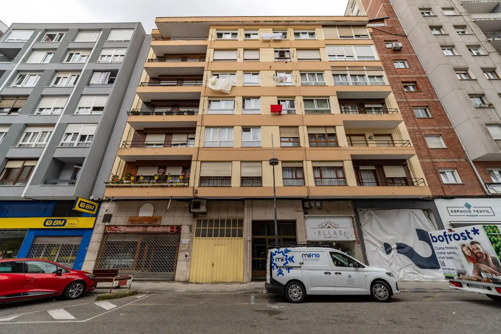 Vista exterior de Pis en venda en Muriedas