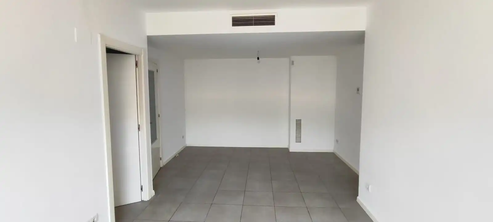 Piso de alquiler en Carrer de Granada, Egara