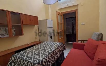 Bedroom of Flat to rent in  Granada Capital  with Furnished and Washing machine