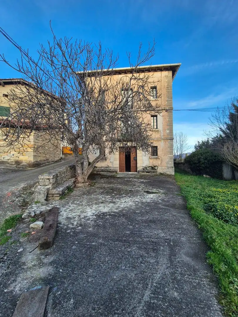 Exterior view of Houses for sale in Valle de Mena  with Private garden, Storage room and Balcony