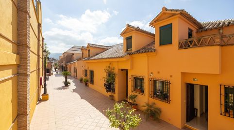 Foto 4 de Casa adosada en venta en Cuesta Pino, 65, Crta. De la Sierra, Granada Capital