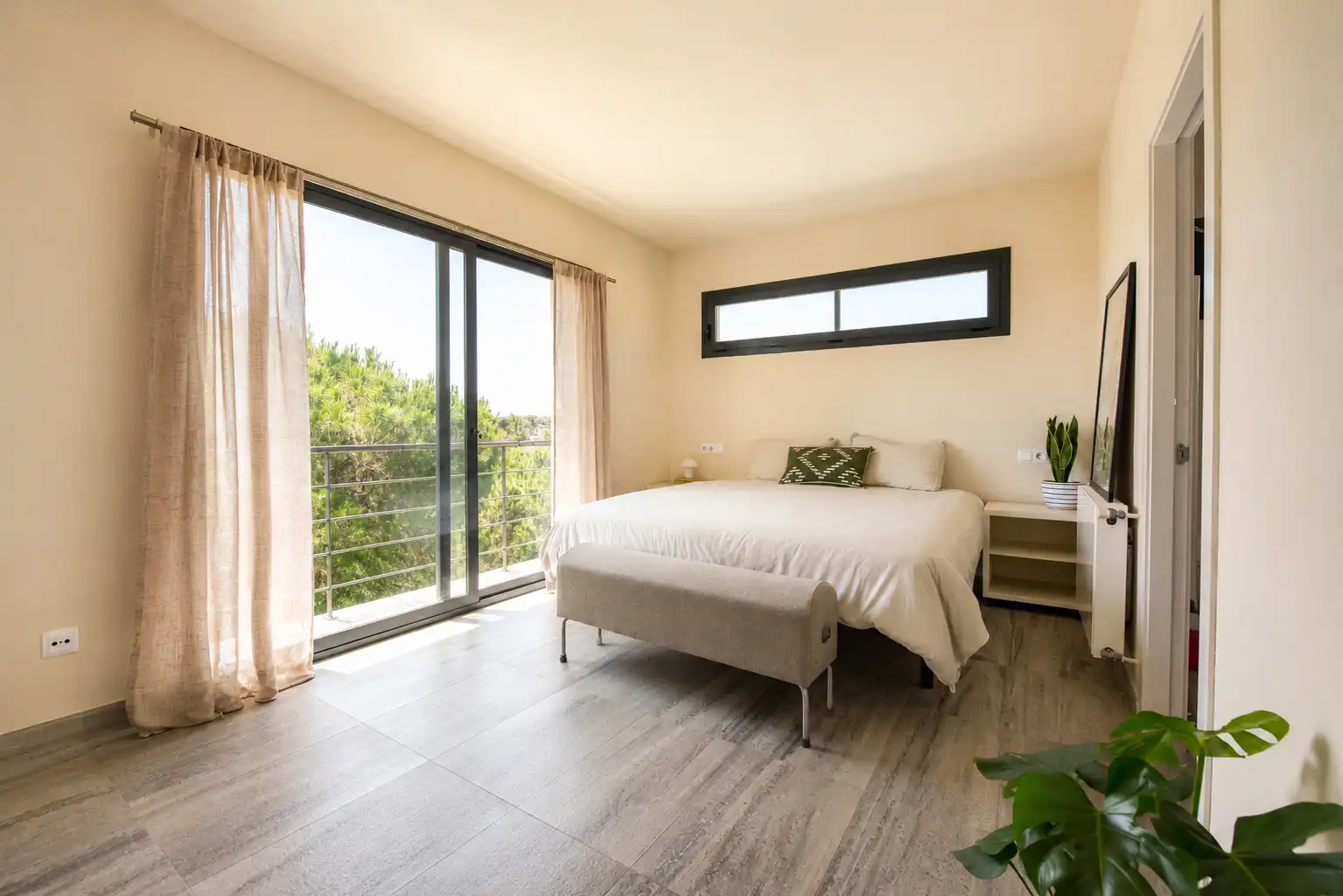 Dormitori de Casa o xalet en venda en L'Escala amb Aire condicionat, Calefacció i Jardí privat
