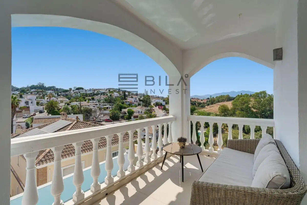 Villa avec piscine à vendre à Cerros del Aguila, imagen 7