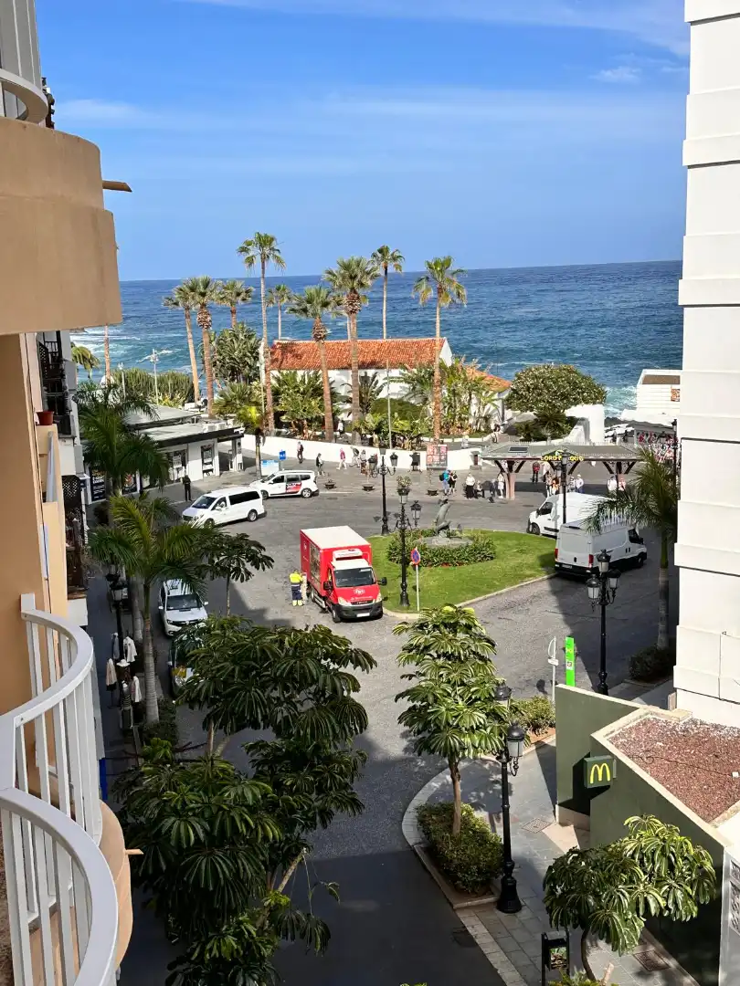 Vista exterior de Piso de alquiler en Puerto de la Cruz con Amueblado y Balcón
