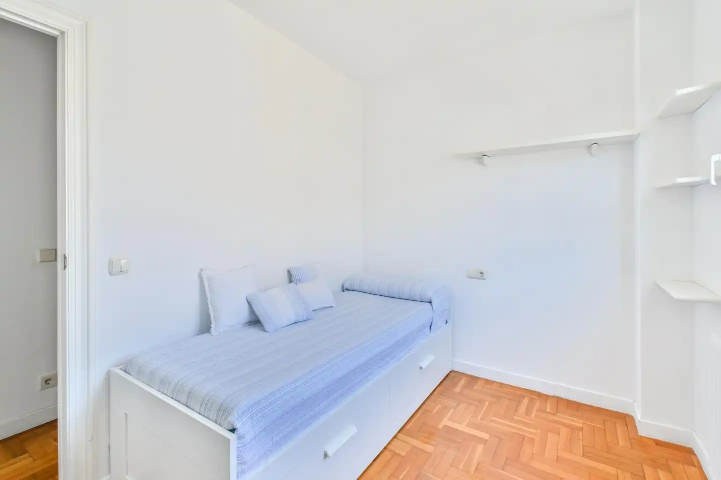 Habitación de Piso de alquiler en Barañáin / Barañain con Calefacción, Parquet y Trastero