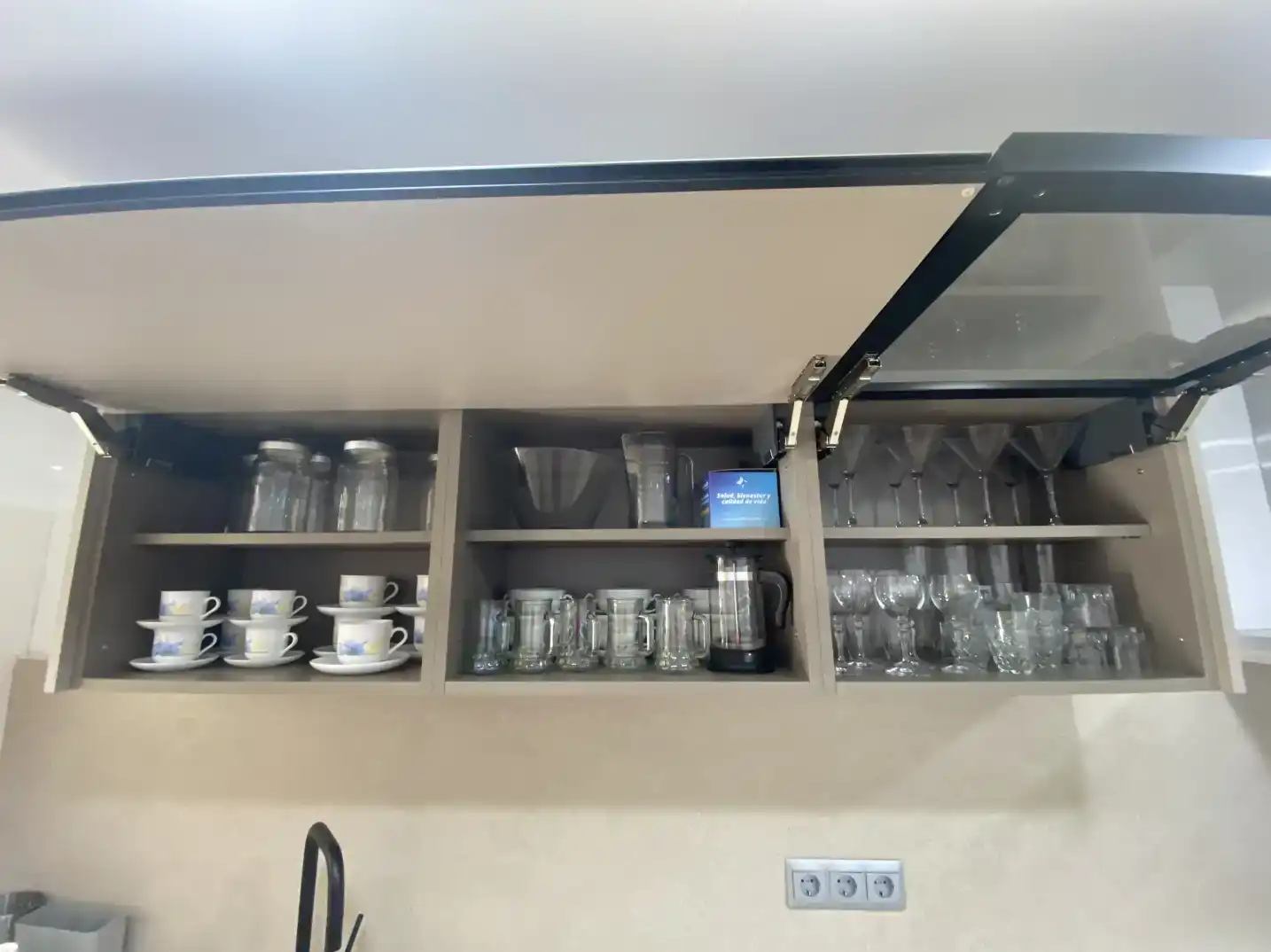 Kitchen of Flat for rent in Picanya  with Air Conditioner and Swimming Pool