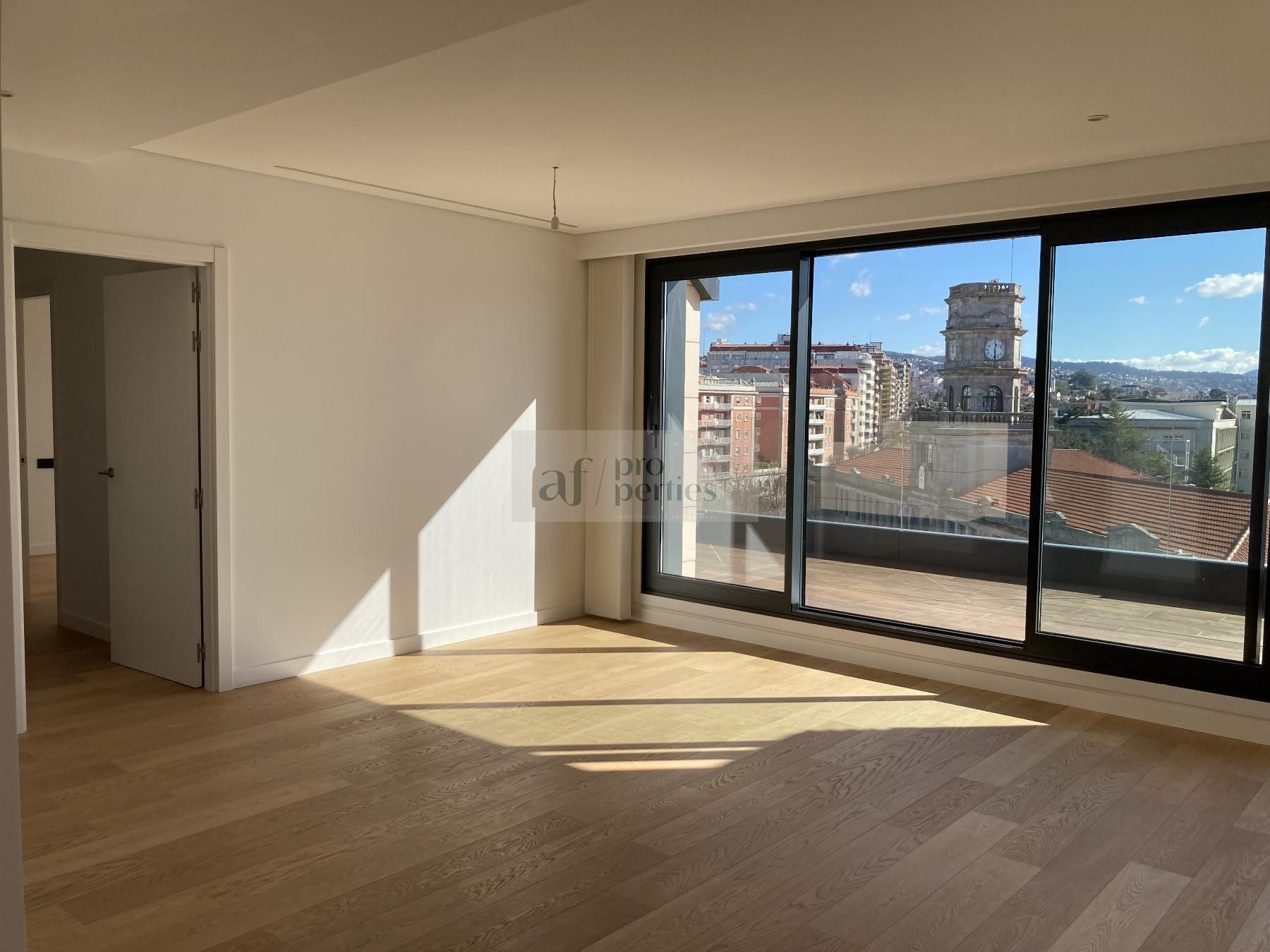 Living room of Attic for sale in Vigo   with Air Conditioner, Heating and Terrace