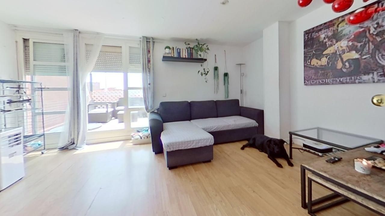 Sala d'estar de Àtic en venda en  Madrid Capital amb Terrassa