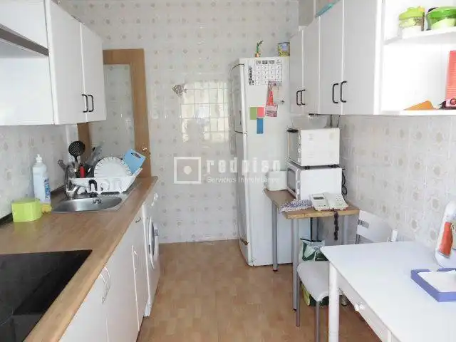Kitchen of Flat for rent in Sevilla  with Air Conditioner, Terrace and Storage room