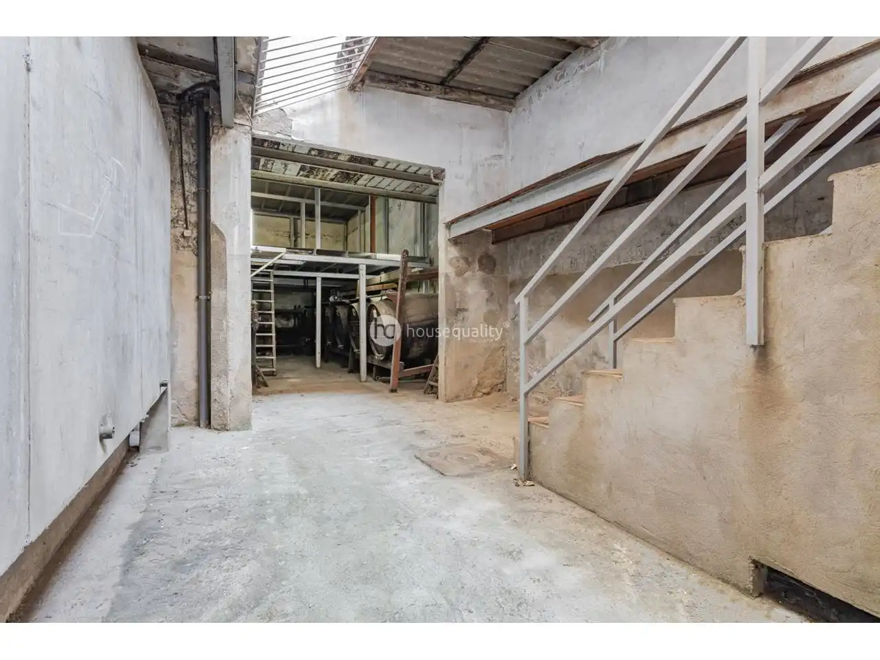 Piso en venta en Barcelona con Jardín privado, Terraza y Balcón