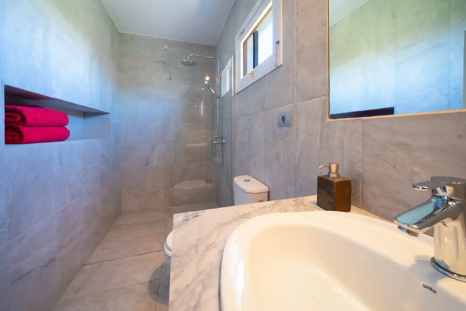 Baño de Finca rústica en venta en Teguise con Jardín privado, Horno y Lavadora