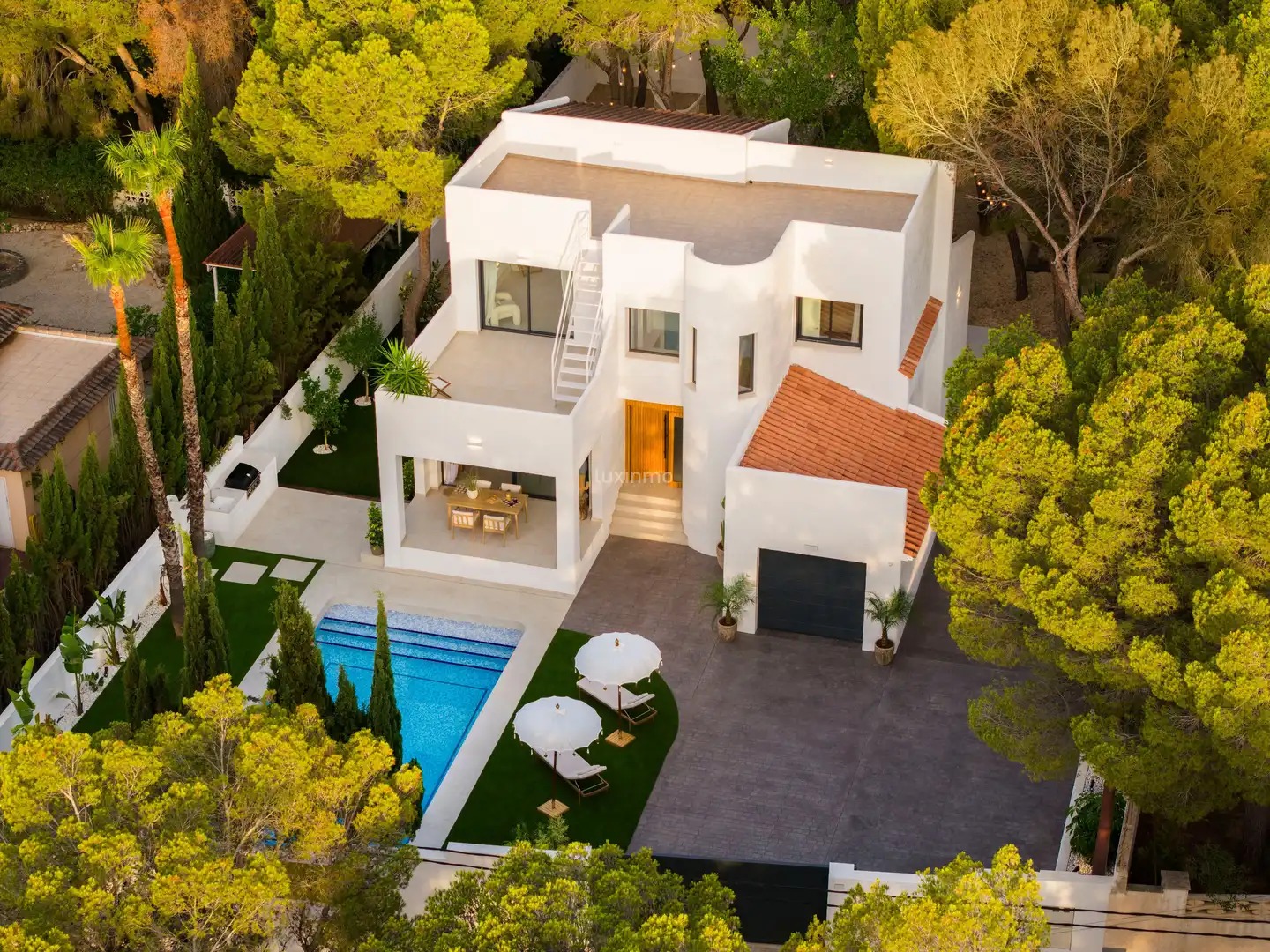 Vista exterior de Casa o chalet en venta en Altea con Aire acondicionado, Terraza y Trastero