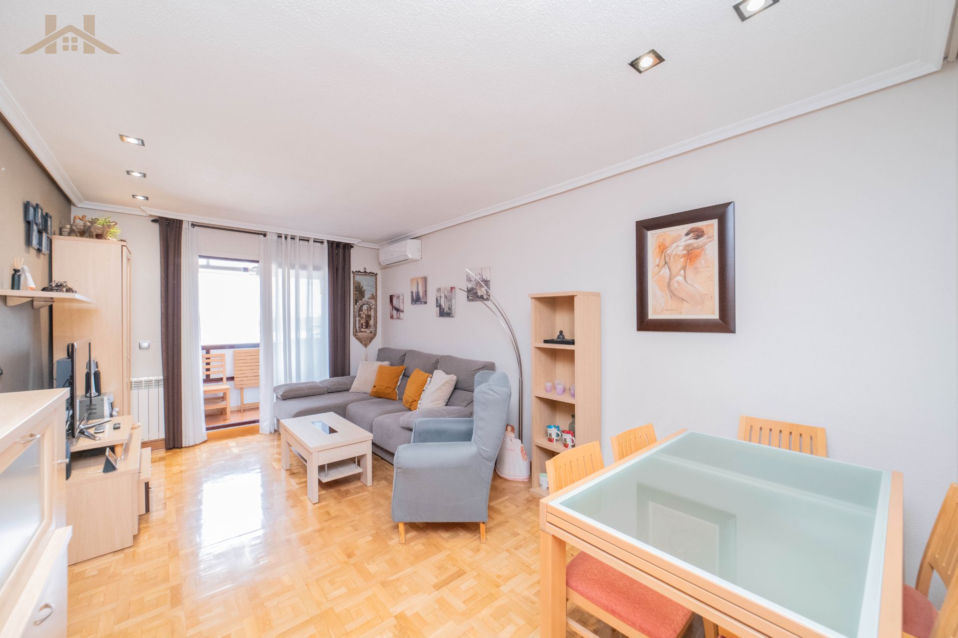 Dormitori de Pis en venda en Móstoles amb Aire condicionat i Terrassa