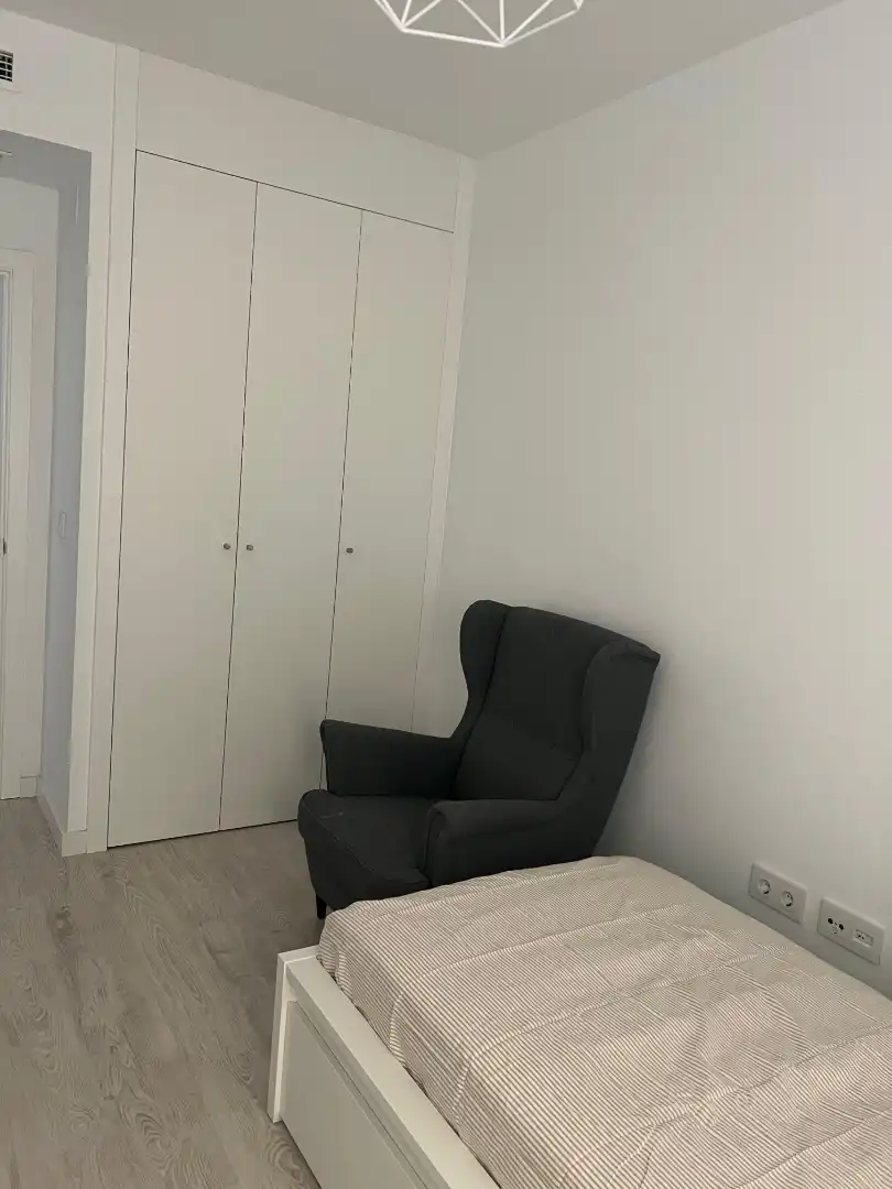 Habitación de Piso de alquiler en Camas con Aire acondicionado, Calefacción y Terraza