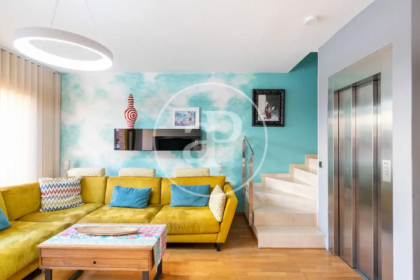 Casa adosada en venta en Passatge de Puigmadrona, El Camp de l'Arpa del Clot