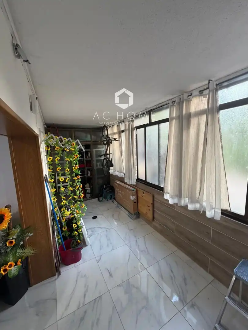 Piso en venta en  Madrid Capital con Terraza