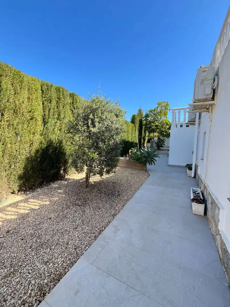 Villa mit Pool zum Verkauf in Los Balcones - Los Altos, imagen 36