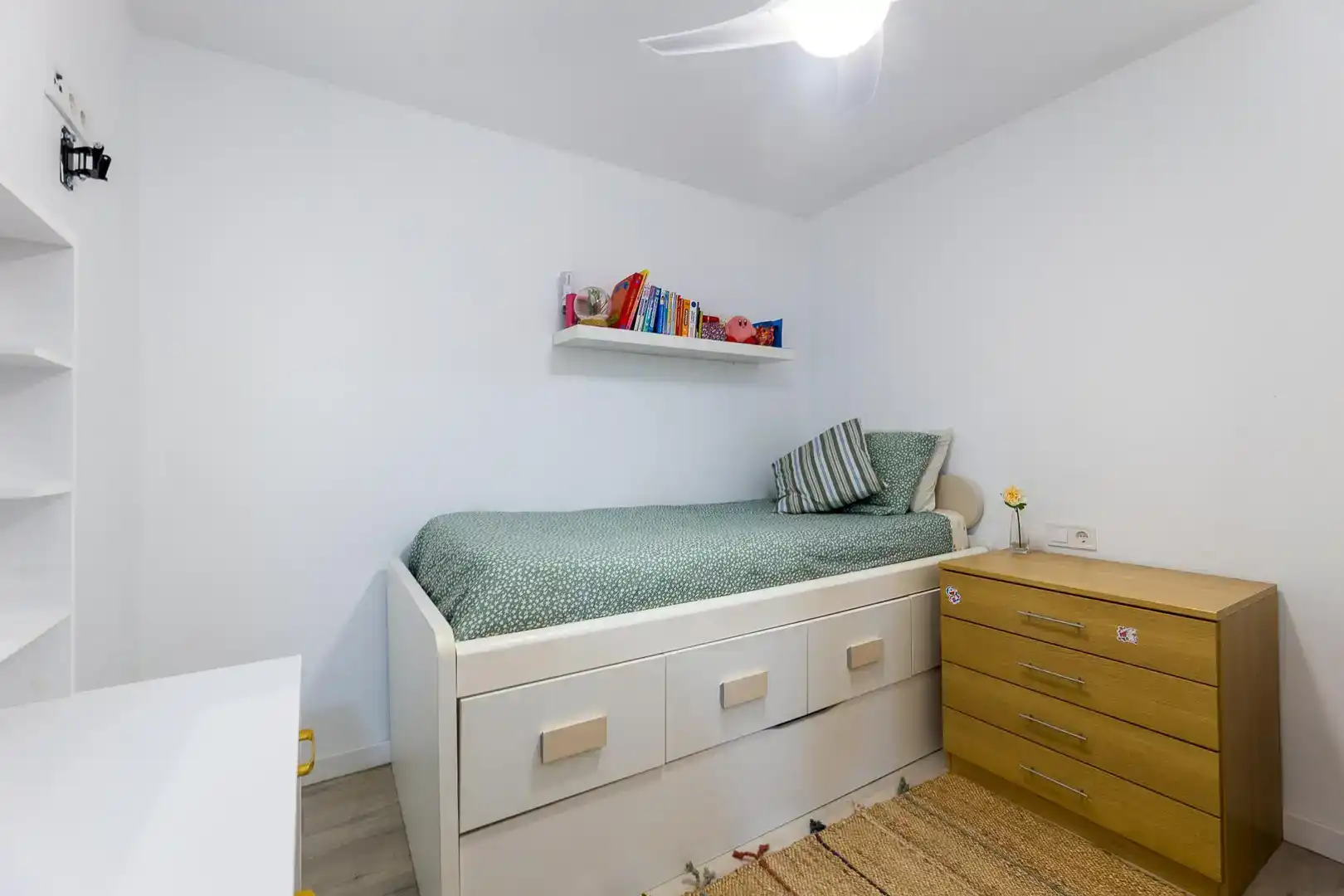 Bedroom of Flat for rent in Calvià  with Air Conditioner and Swimming Pool