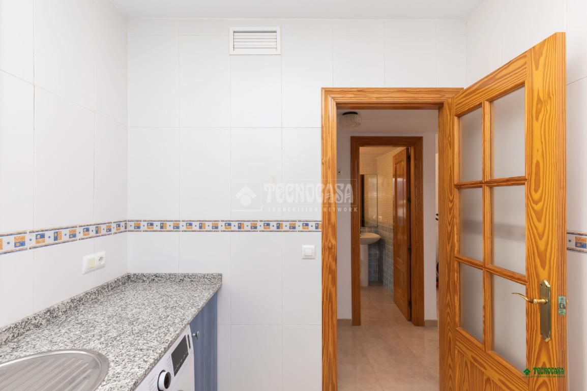 Flat for sale in Vera  with Air Conditioner and Terrace