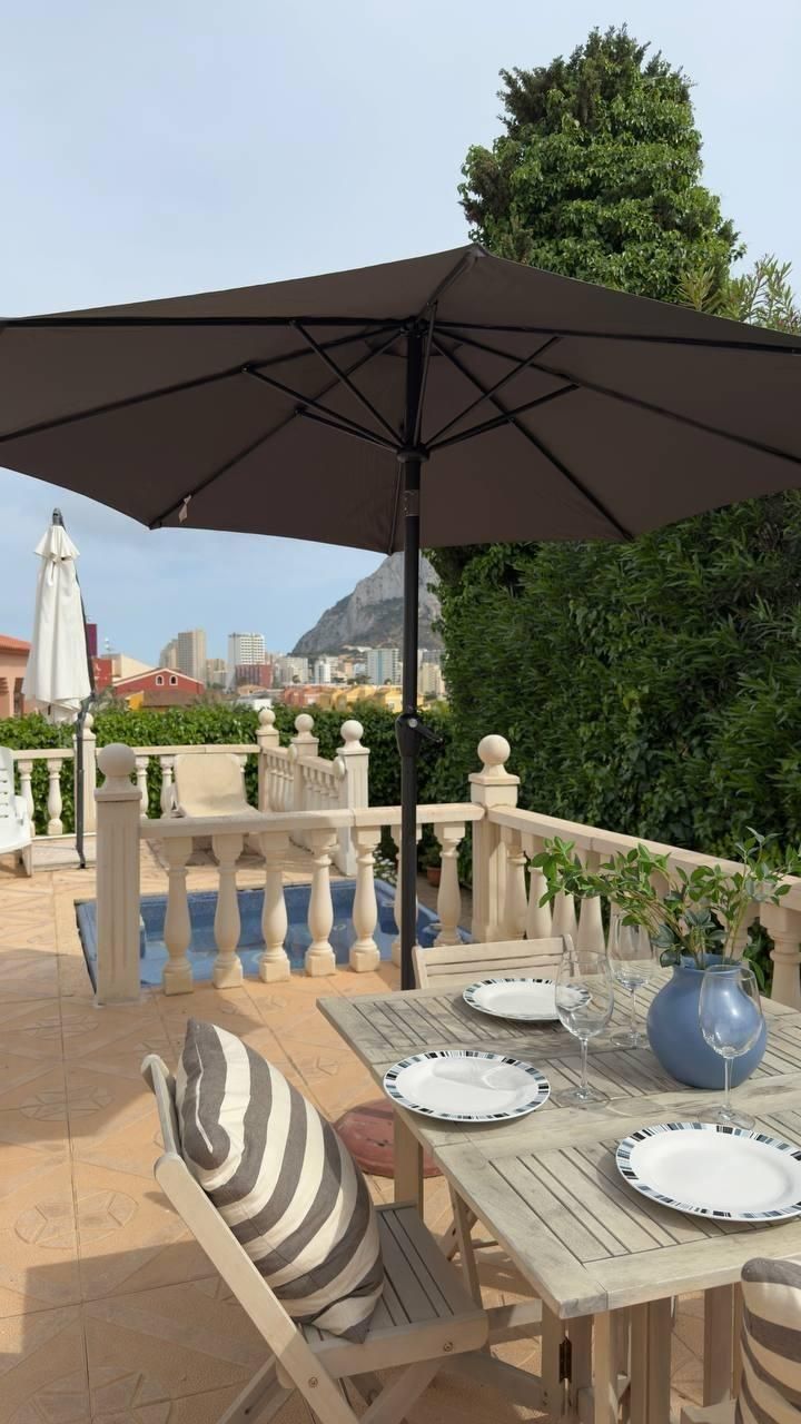 Terrassa de Casa adosada en venda en Calpe / Calp amb Aire condicionat, Terrassa i Piscina