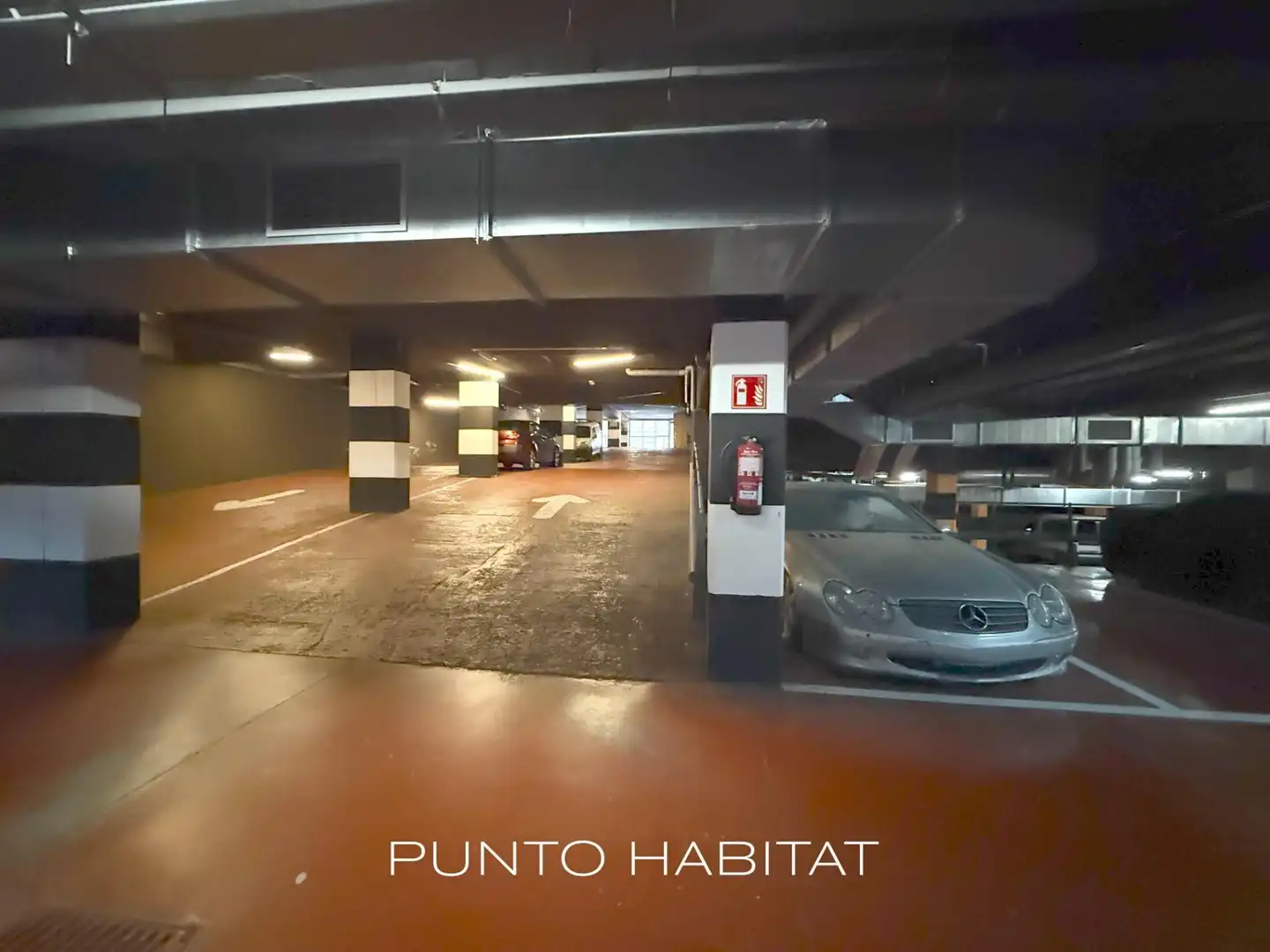 Parkplatz von Garage zum Verkauf in Barcelona