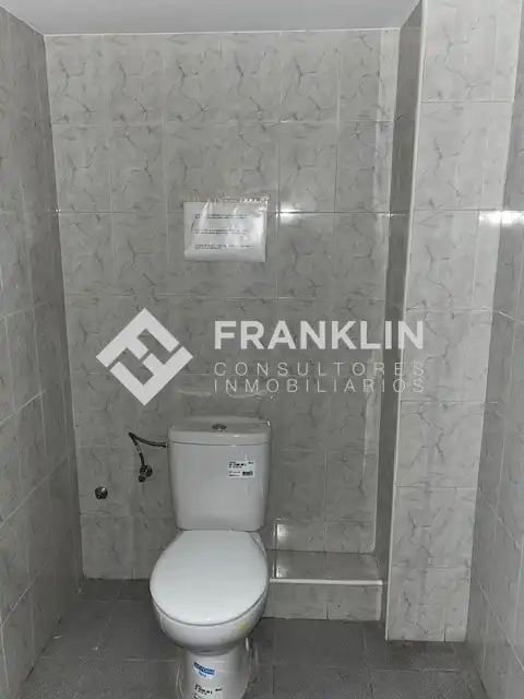 Fabrikhallen zur Miete in Carrer Cantàbria, 13, Parc Central