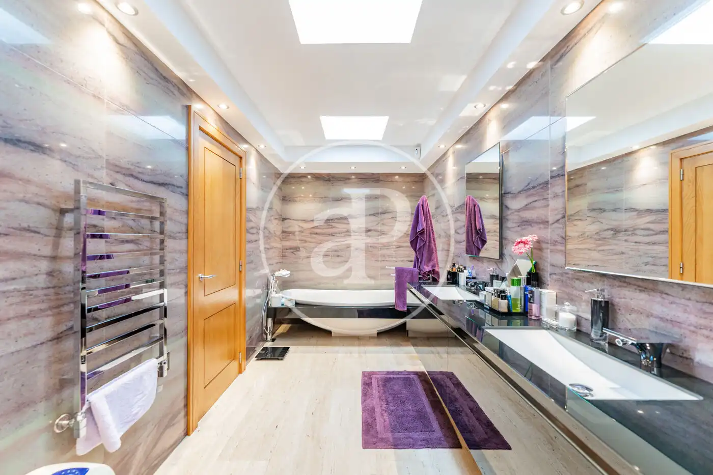Badezimmer von Dachboden zum Verkauf in Calvià mit Klimaanlage, Heizung und Terrasse