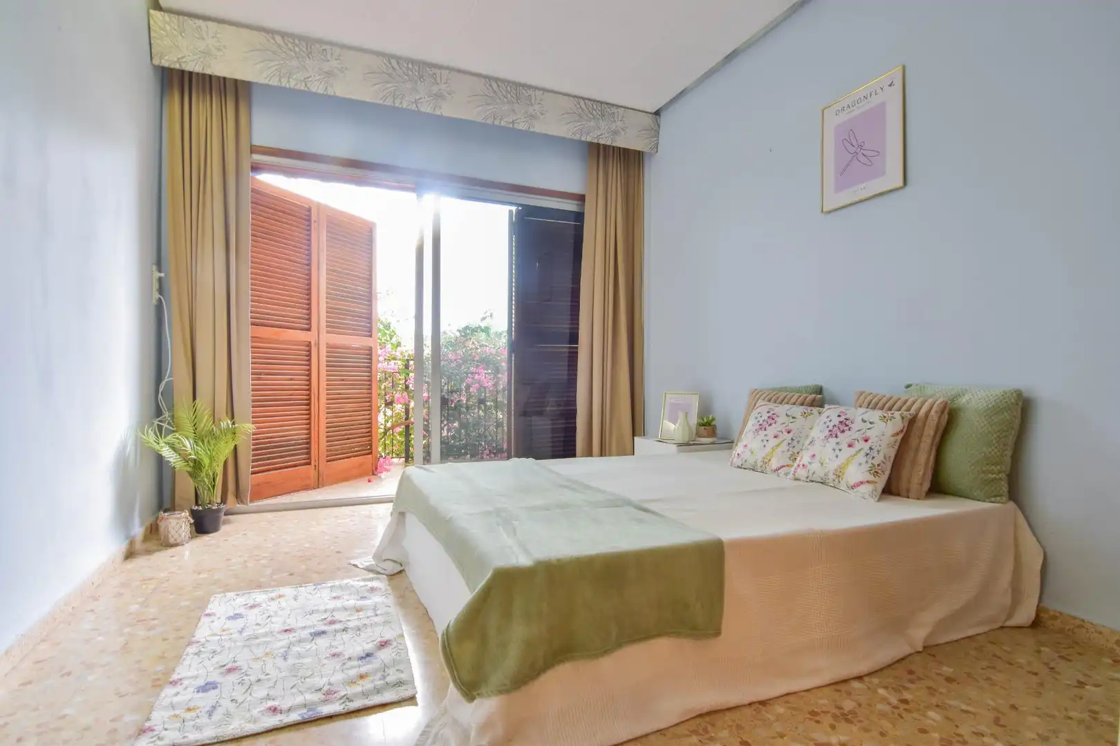 Dormitori de Casa o xalet en venda en Torrent amb Aire condicionat, Jardí privat i Terrassa
