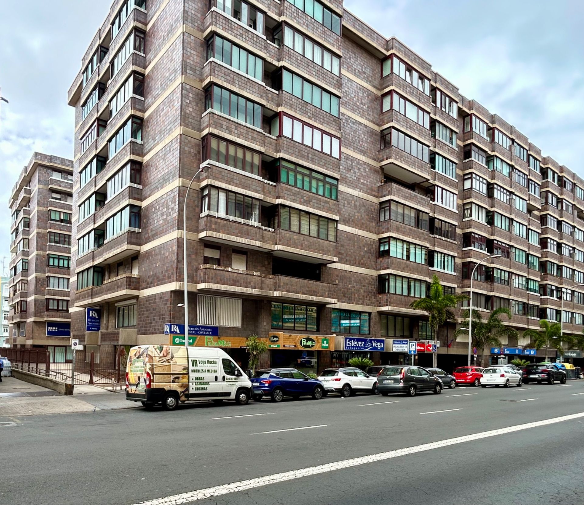 Exterior view of Flat for sale in Las Palmas de Gran Canaria  with Terrace, Oven and Balcony