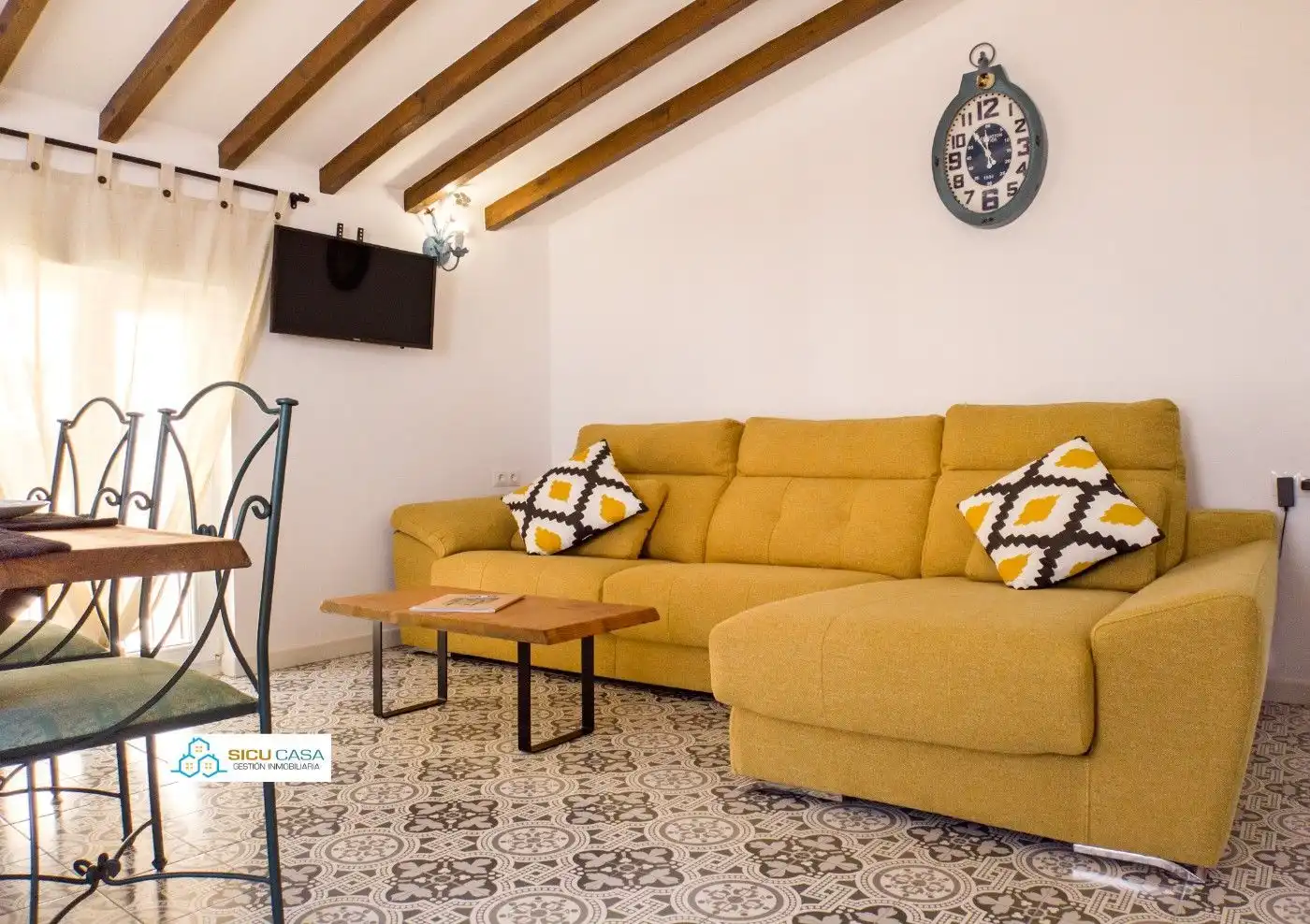 Living room of Houses for sale in Jijona / Xixona  with Air Conditioner, Terrace and Storage room