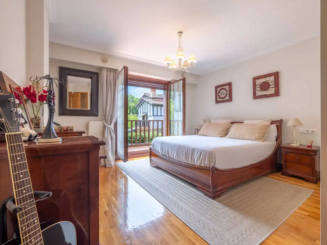 Bedroom of Detached homes for sale in Zarautz  with Heating, Private garden and Terrace