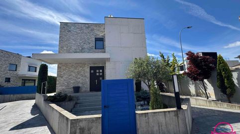 Foto 2 de Casa o xalet en venda a Las Eras de Renueva, León Capital