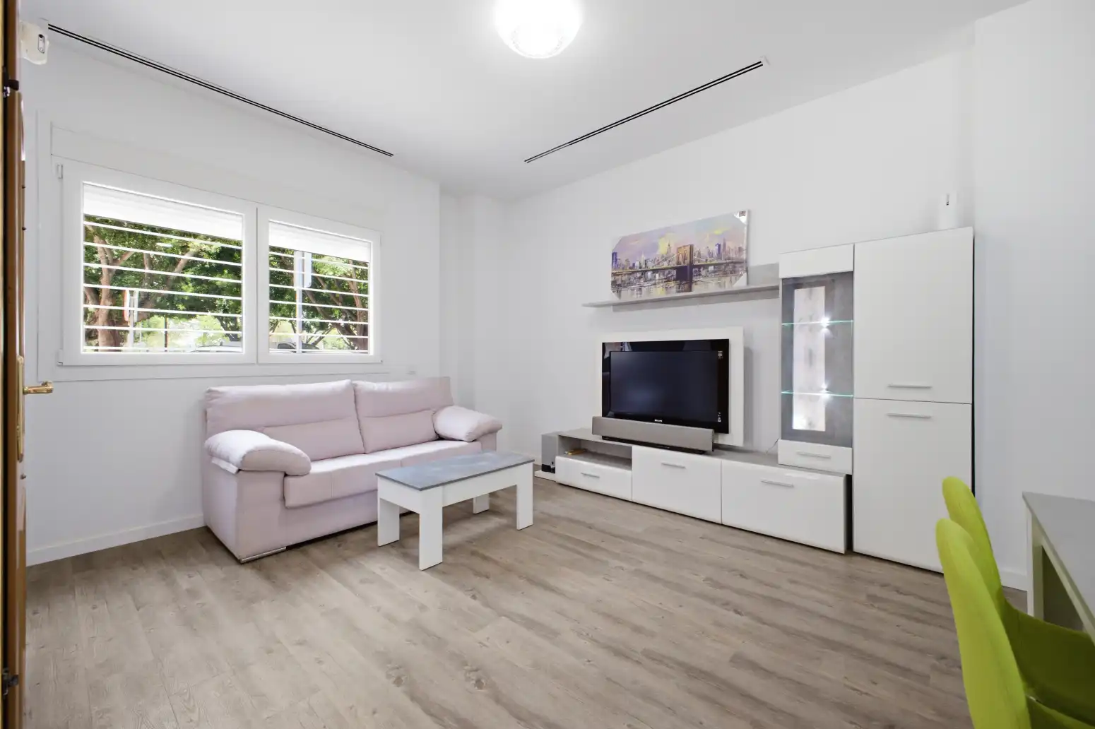 Living room of Flat for sale in Alaquàs  with Air Conditioner and Heating