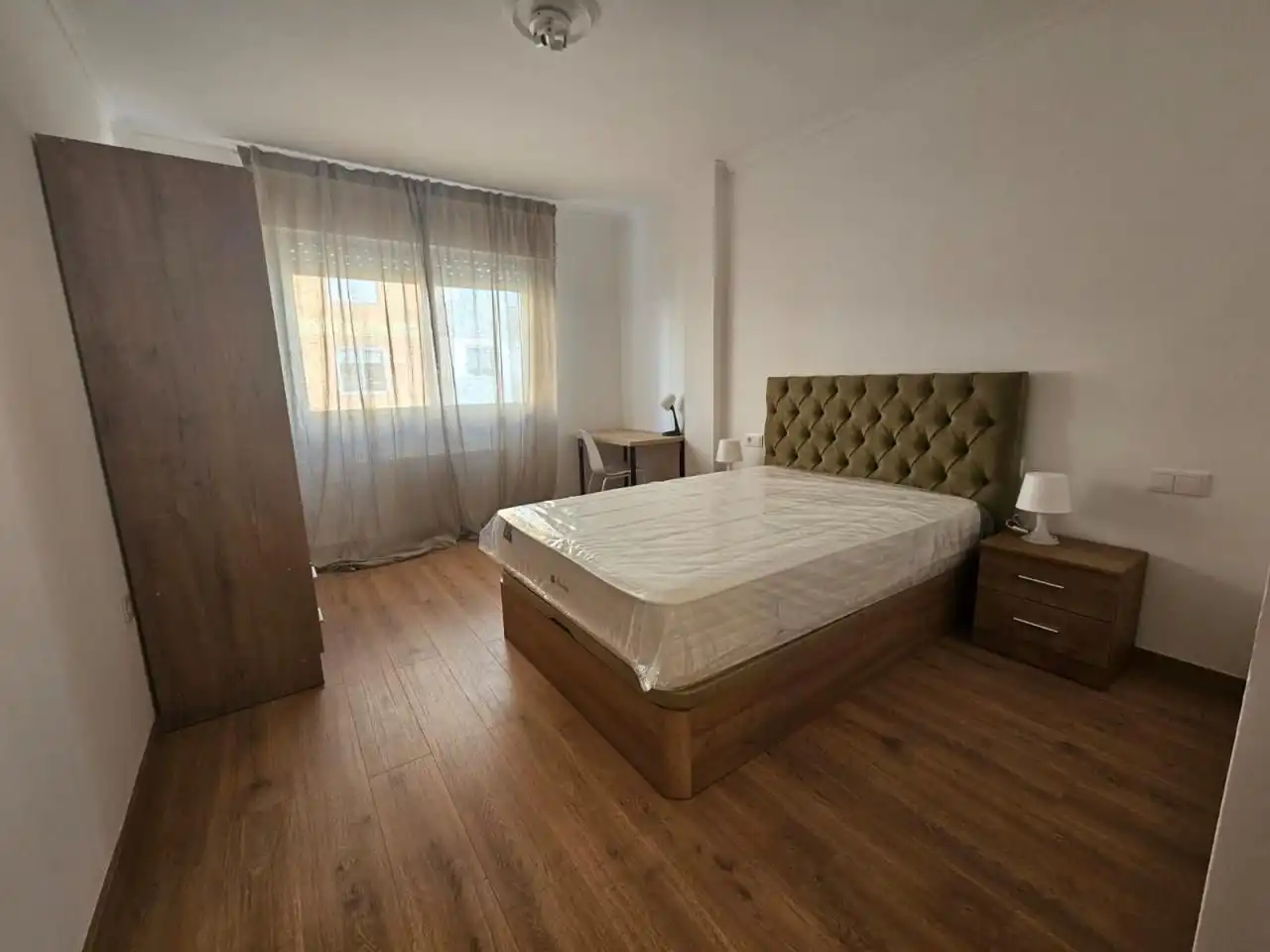 Bedroom of Flat for rent in Ourense Capital   with Heating, Furnished and Balcony