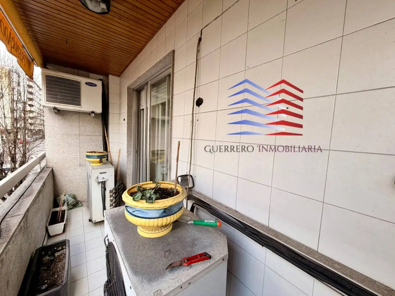 Vista exterior de Piso en venta en Ourense Capital  con Calefacción, Trastero y Balcón