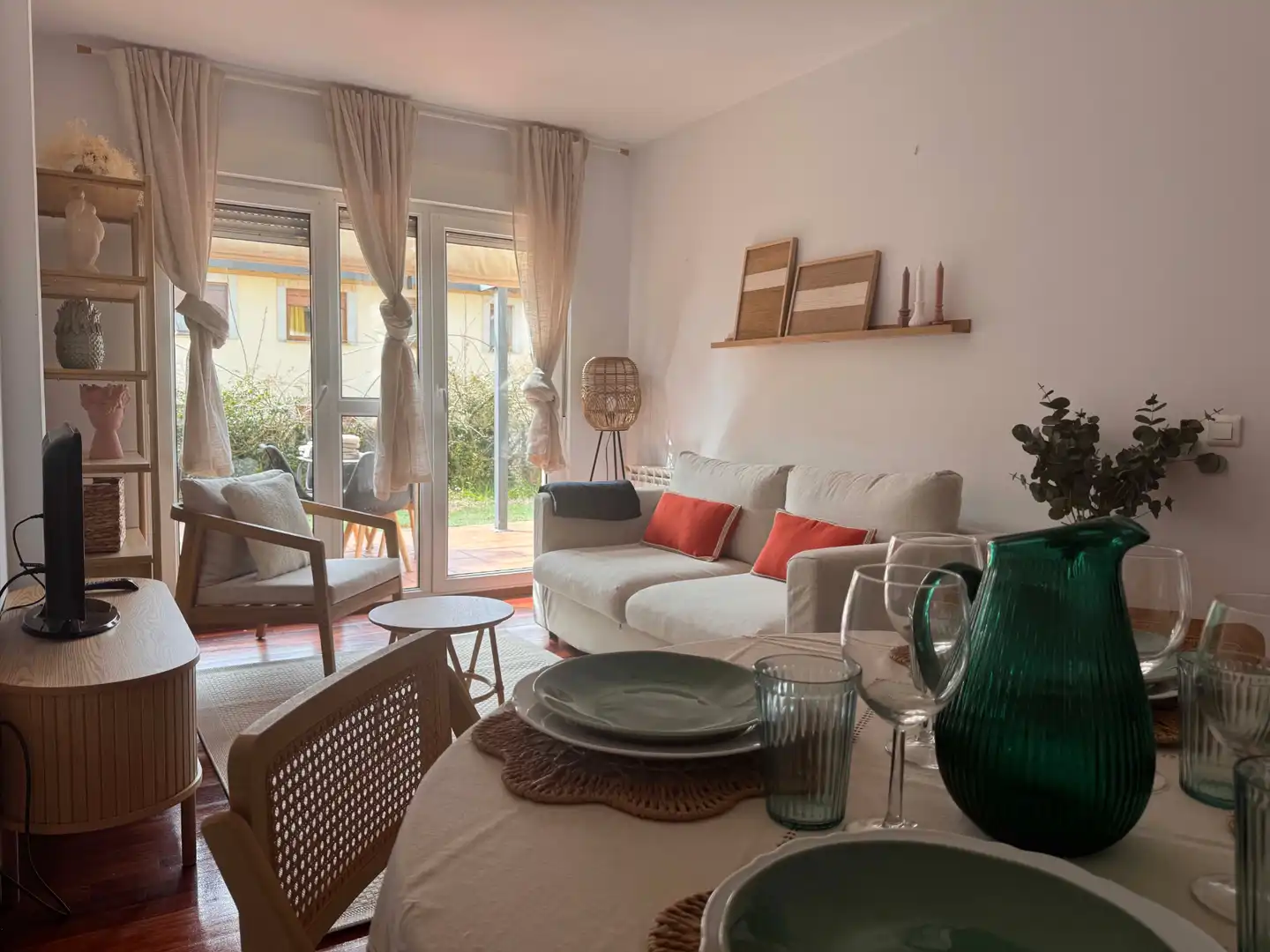 Sala d'estar de Pis de lloguer en Val de San Vicente  amb Calefacció, Jardí privat i Terrassa