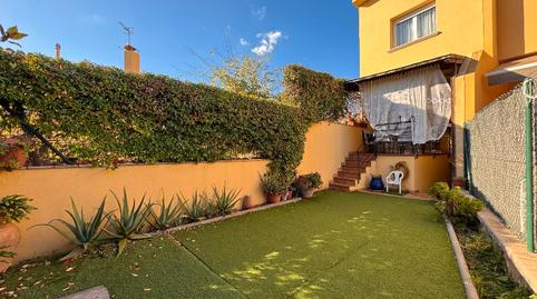 Foto 2 de Casa adosada en venda a Carrer del Daró, 37, Molí de Vent - La Sauleda, Girona