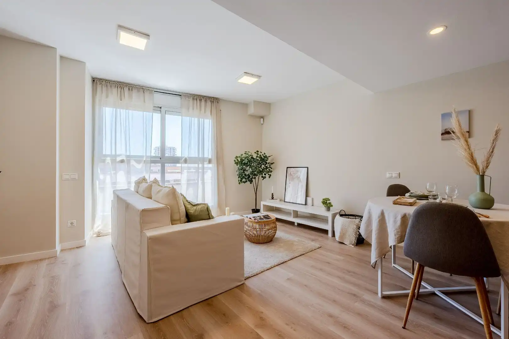 Piso en venta en Antoni de Capmany, El Palau - Escorxador