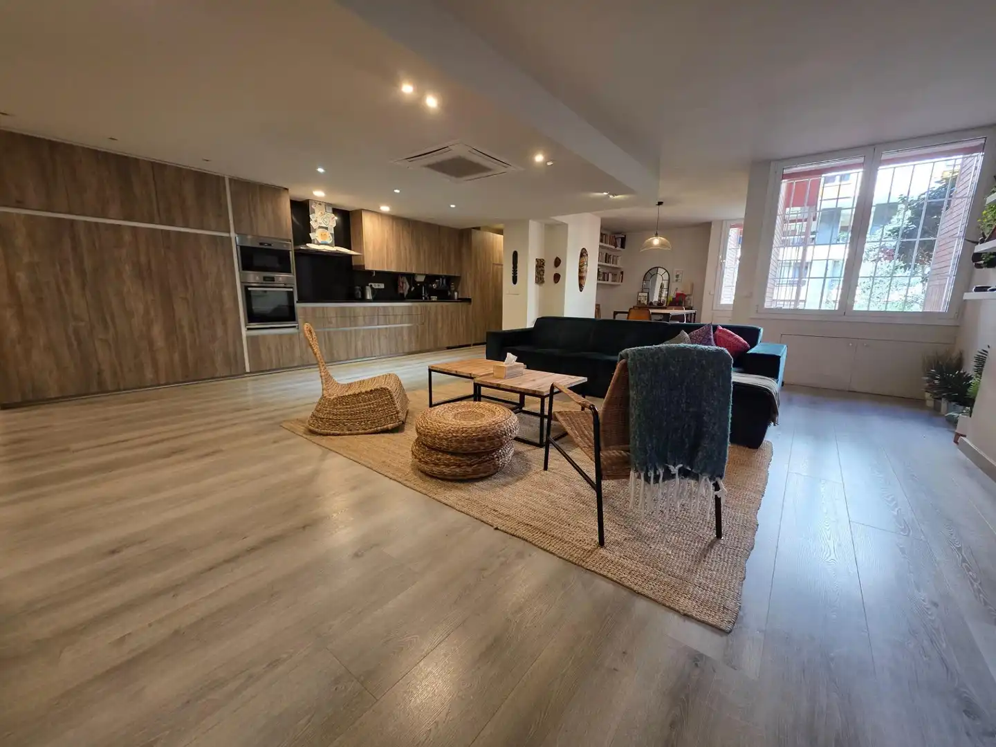 Sala d'estar de Planta baixa en venda en  Barcelona Capital amb Parquet